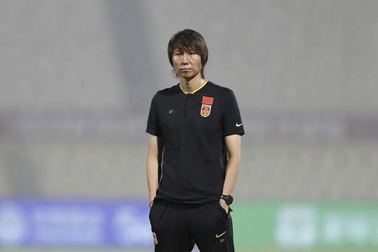 日本老婆为了丈夫和上司